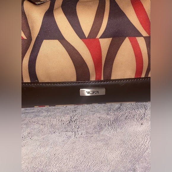 Tumi Leather Canvas Abstract Patterned Shoulder Hand Bag Purse Vintage Zip - Picture 2 of 9